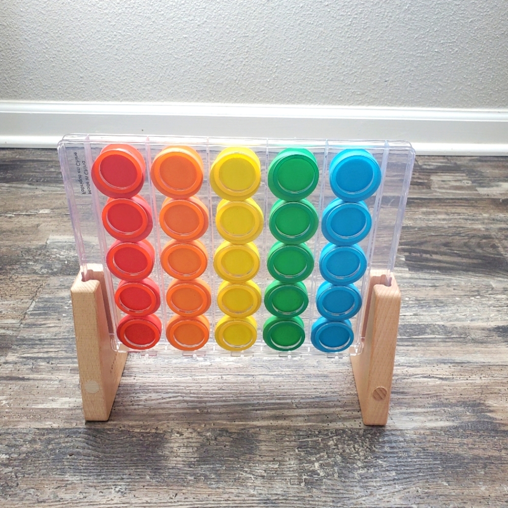 Lovevery dot catcher